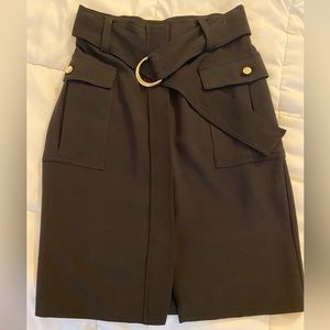 Zip up high waisted skirt